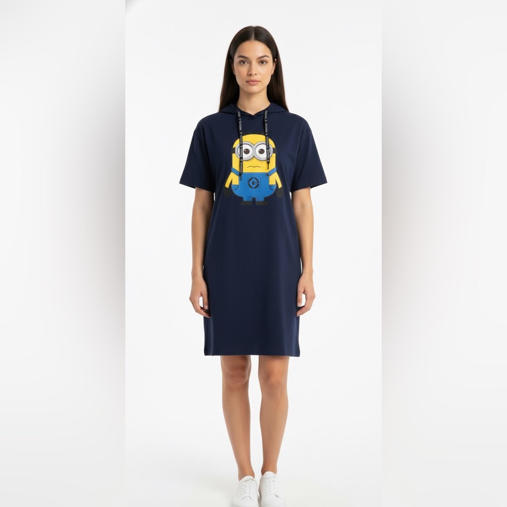 Despicable minion shirt dress with hoodie. Size M NWOT